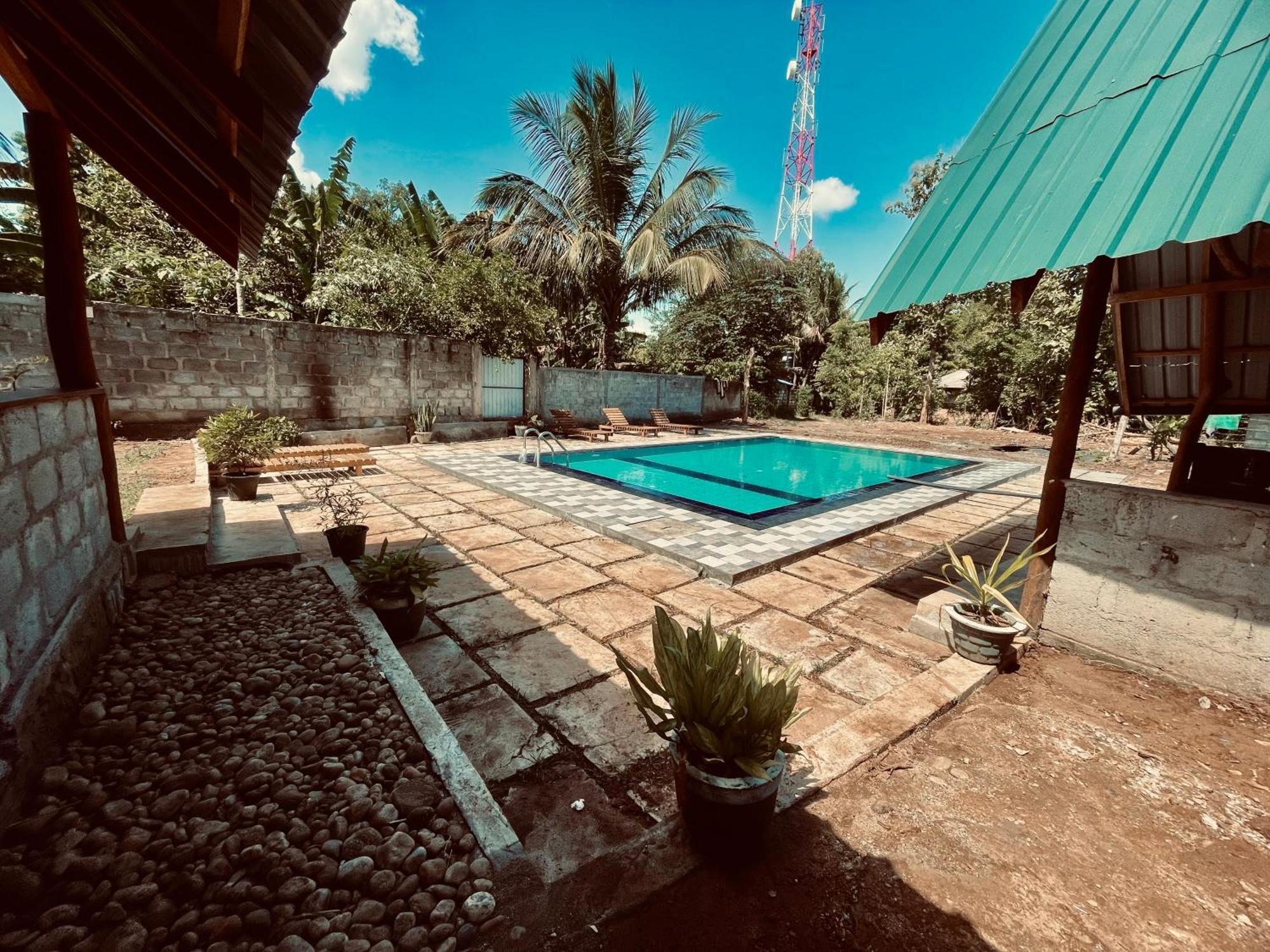 Maika Safari Lodge Udawalawe Bagian luar foto