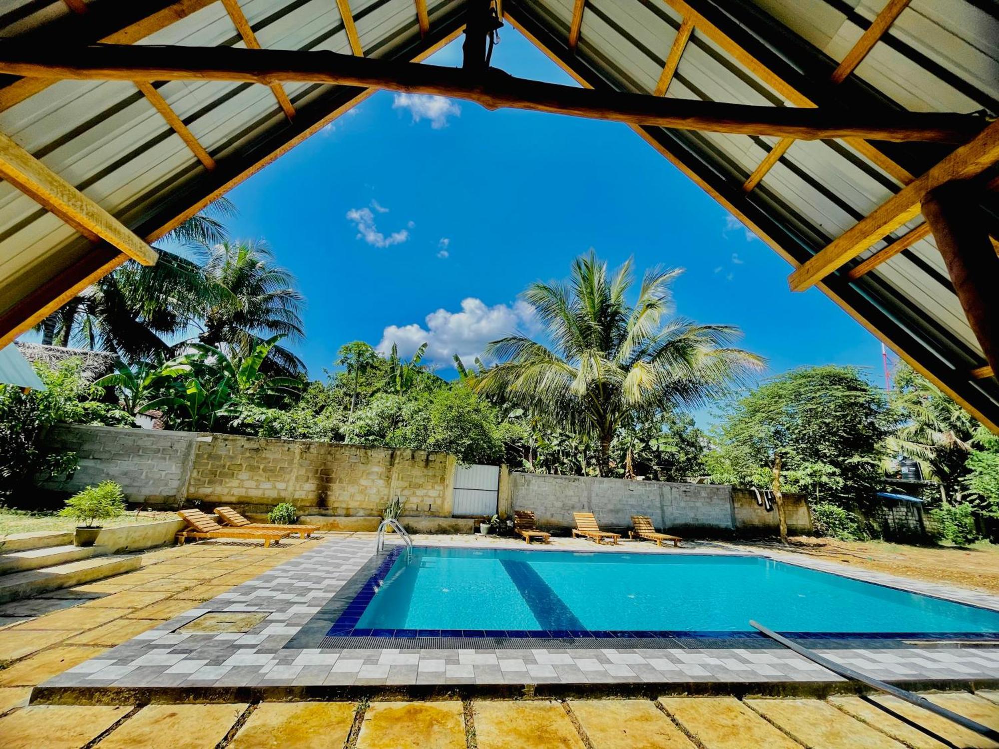 Maika Safari Lodge Udawalawe Bagian luar foto